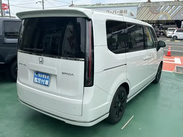 ステップワゴン(ホンダ)スパーダ 7人登録済未使用車 15