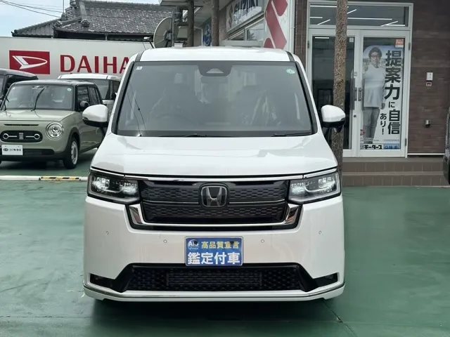 ステップワゴン(ホンダ)スパーダ 7人登録済未使用車 27