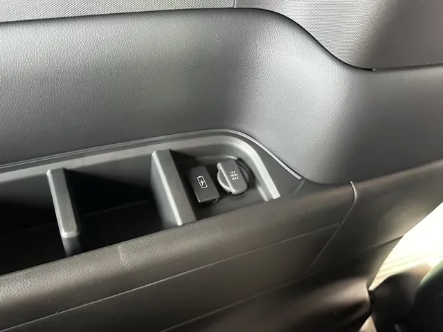 ステップワゴン(ホンダ)スパーダ 7人登録済未使用車 10