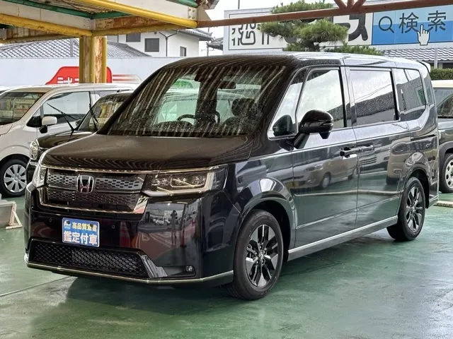 ステップワゴン(ホンダ)スパーダ 7人登録済未使用車 1