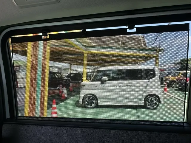 ステップワゴン(ホンダ)e・HEVエアー 8人登録済未使用車 9