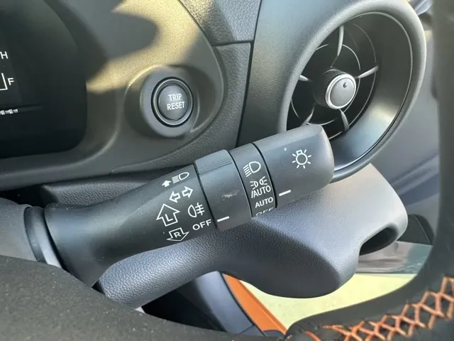 GR86(トヨタ)RZ 10thアニバーサリーLTD 6MTディーラ-試乗車 12