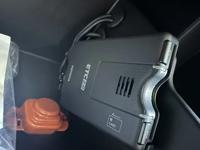 GR86(トヨタ)RZ 10thアニバーサリーLTD 6MTディーラ-試乗車 23