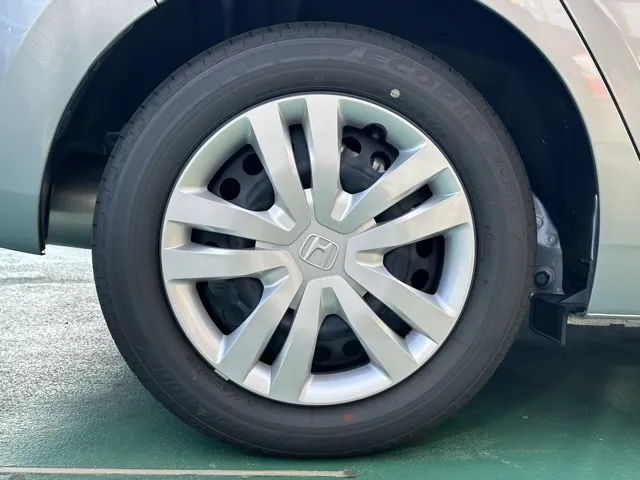 フィット(ホンダ)ベーシックディーラ-試乗車 11