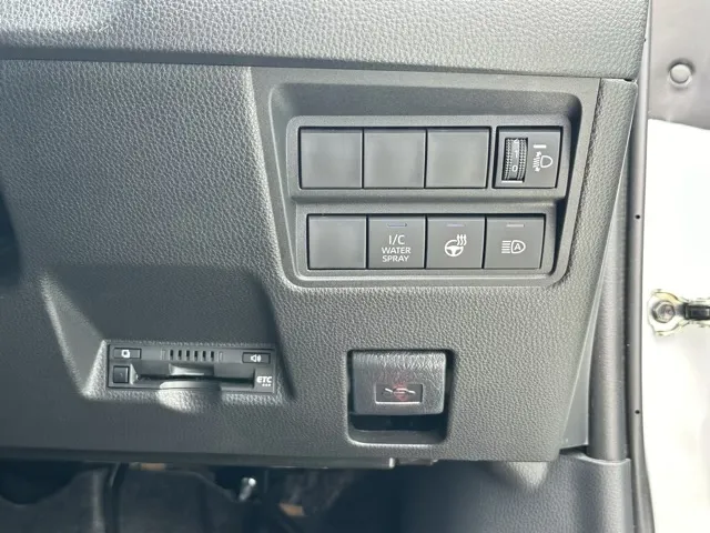 GRヤリス(トヨタ)RZ ハイパフォーマンス ４WD 6MTディーラ-試乗車 17