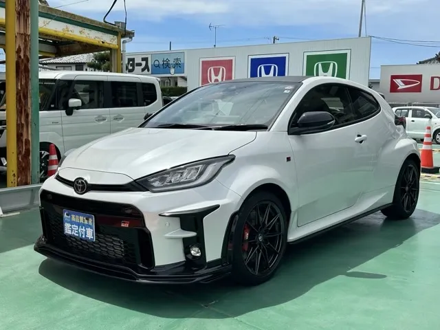GRヤリス(トヨタ)RZ ハイパフォーマンス ４WD 6MTディーラ-試乗車 1