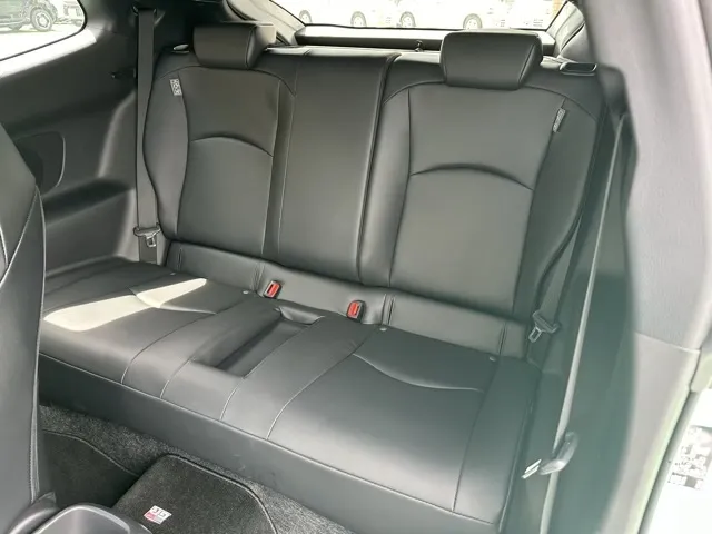 GRヤリス(トヨタ)RZ ハイパフォーマンス ４WD 6MTディーラ-試乗車 5
