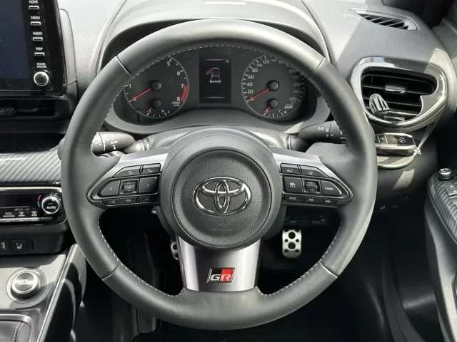 GRヤリス(トヨタ)RZ ハイパフォーマンス ４WD 6MTディーラ-試乗車 7