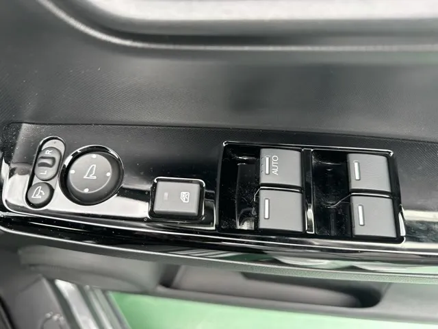 N-ONE(ホンダ)プレミアム中古車 11