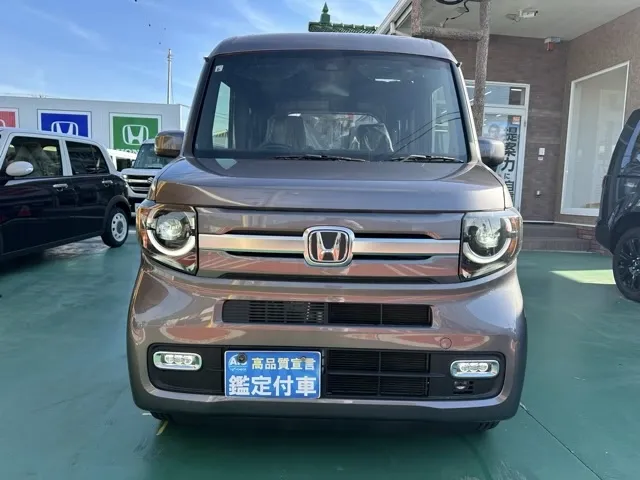 N-VAN(ホンダ)プラススタイルFUNターボ 4WD AT届出済未使用車 25