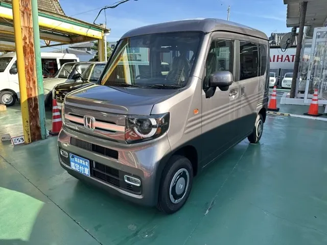 N-VAN(ホンダ)プラススタイルFUNターボ 4WD AT届出済未使用車 1