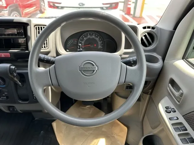 エブリイ(スズキ)NV１００クリッパーGX ４WD AT中古車 6