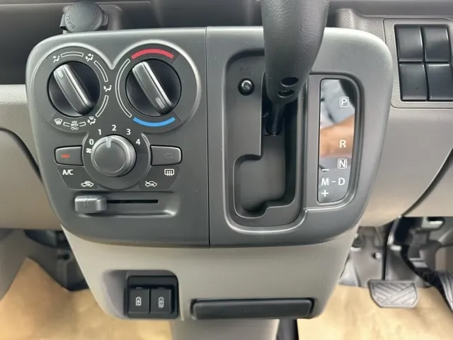 エブリイ(スズキ)クリッパーＤＸ届出済未使用車 15