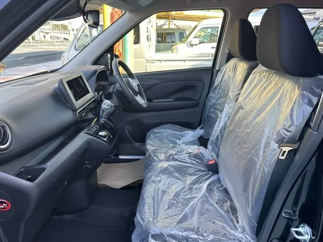 デイズ(ニッサン)ハイウェイスターX新車見本展示有 3