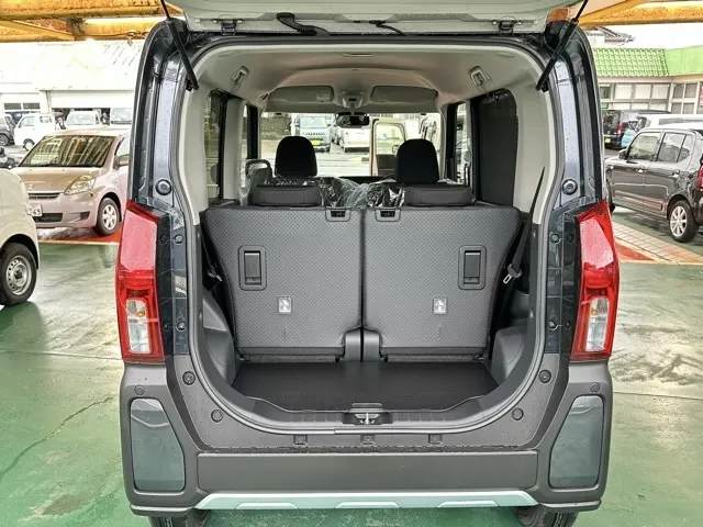 タント(ダイハツ)ファンクロス届出済未使用車 9