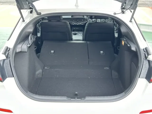 シビック(ホンダ)e：HEV中古車 8