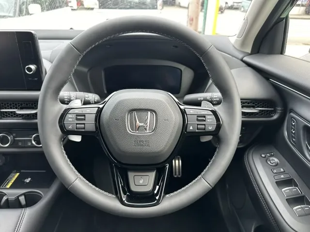 ZR-V(ホンダ)Z BSI 後退出庫サポートレス登録済未使用車 6