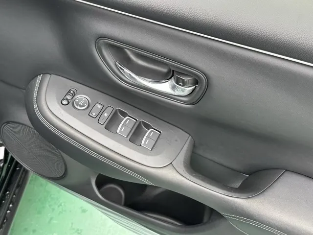 ZR-V(ホンダ)e：HEV X中古車 14