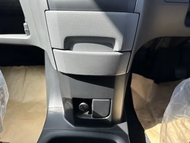 バネット(ニッサン)DX 2人乗登録済未使用車 13