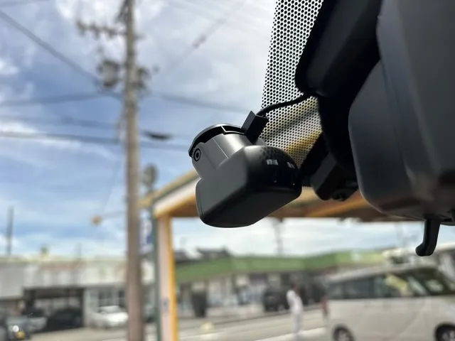 キックス(ニッサン)XツートーンインテリアEDディーラ-試乗車 26