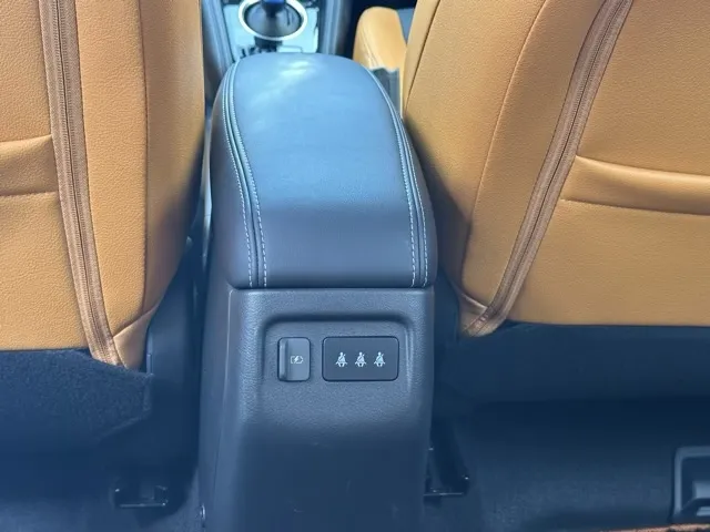 キックス(ニッサン)XツートーンインテリアEDディーラ-試乗車 7
