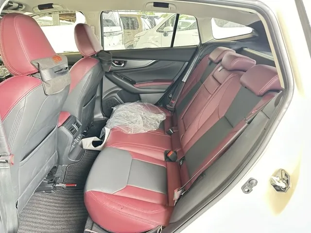 レヴォーグ(スバル)STIスポーツR EX中古車 4