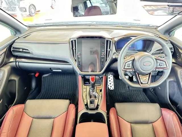 レヴォーグ(スバル)STIスポーツR EX中古車 6