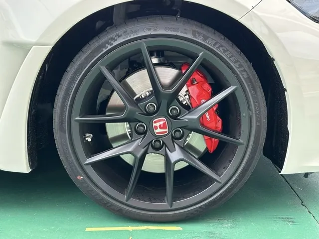 シビック(ホンダ)タイプR登録済未使用車 11