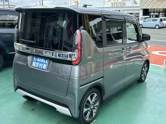 eKクロススペース(三菱)マイルドハイブリッドT中古車 12