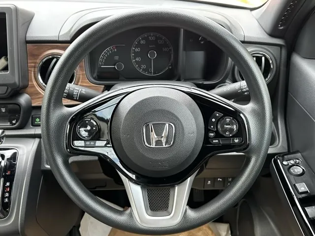 N-ONE(ホンダ)オリジナル スタイルプラスアーバン届出済未使用車 6
