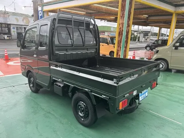 キャリートラック(スズキ)スーパーキャリイXリミテッド 4WD AT届出済未使用車 2