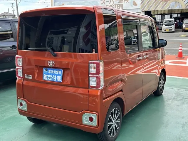 ウェイク(ダイハツ)ピクシスメガ GターボSAⅢ中古車 11