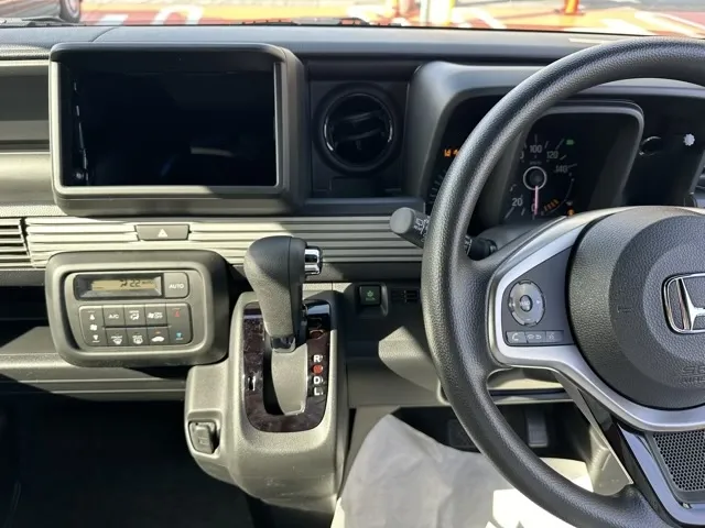 N-VAN(ホンダ)FUNターボ届出済未使用車 14