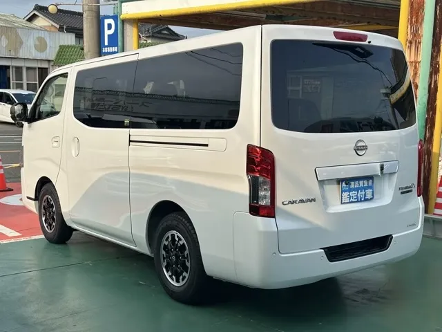 キャラバン(ニッサン)2.0 ロングGRANDプレミアム GX プロスタイル登録済未使用車 2