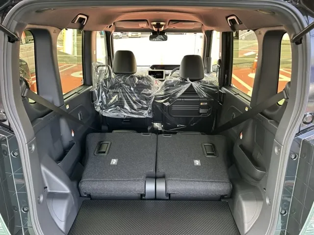 タント(ダイハツ)RS プレミアムプラン届出済未使用車 11