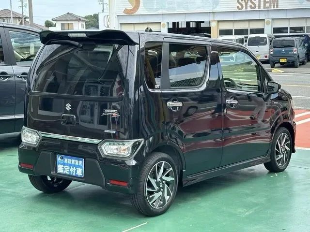 ワゴンR(スズキ)ハイブリッド ZT届出済未使用車 10