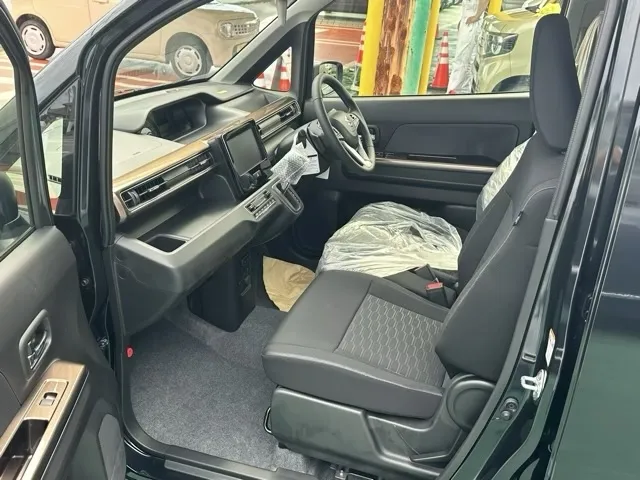 ワゴンR(スズキ)ハイブリッド ZT届出済未使用車 3