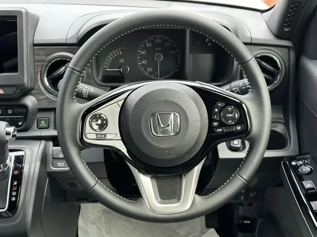 N-ONE(ホンダ)プレミアム中古車 6