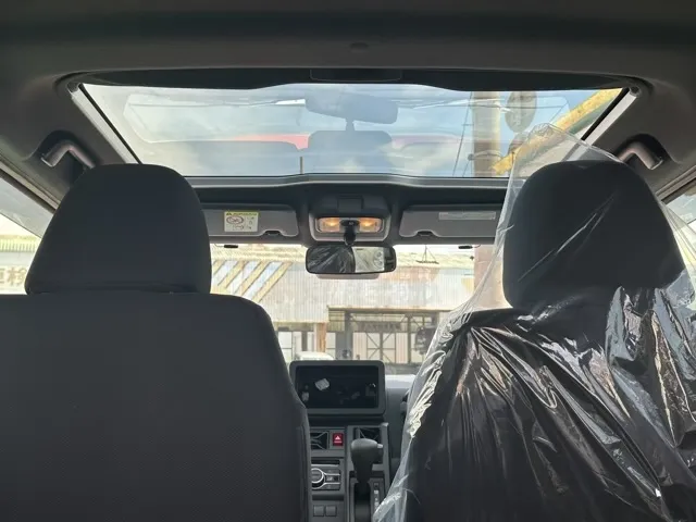 タフト(ダイハツ)X ラギッドパック 純正バイザー届出済未使用車 10