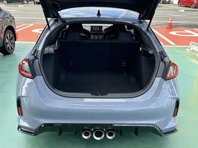 シビック(ホンダ)タイプRディーラ-試乗車 8