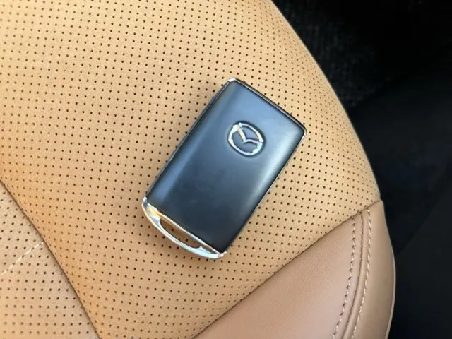 CX-60(マツダ)PHEV プレミアムスポーツ 4WD中古車 28