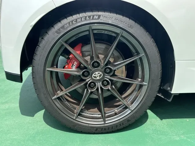 GRヤリス(トヨタ)RZ ハイパフォーマンス ４WD 6MT中古車 12