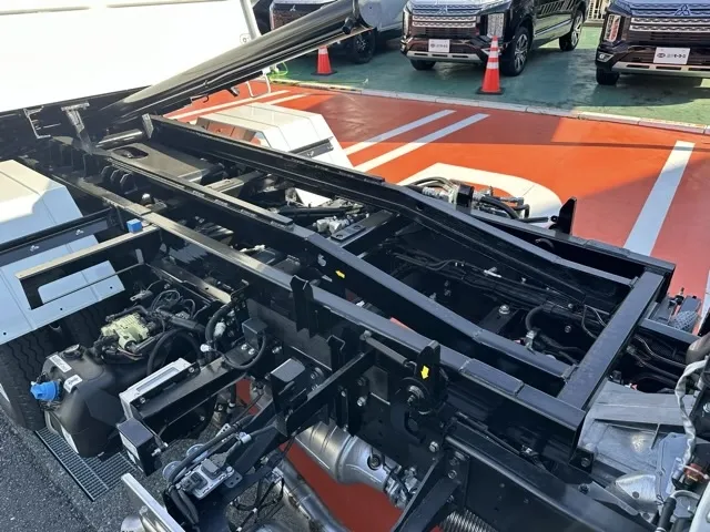 キャンター(三菱)３ｔ ローダースライドダンプレンタ登録済未使用車 15