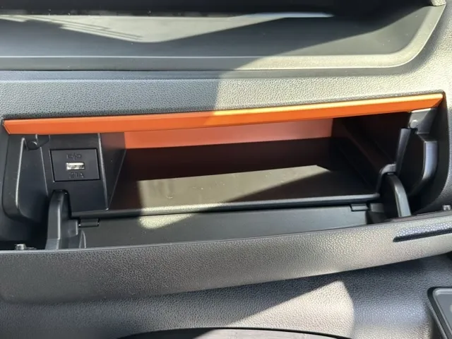 タント(ダイハツ)ファンクロスターボ  パノラマUGP届出済未使用車 23