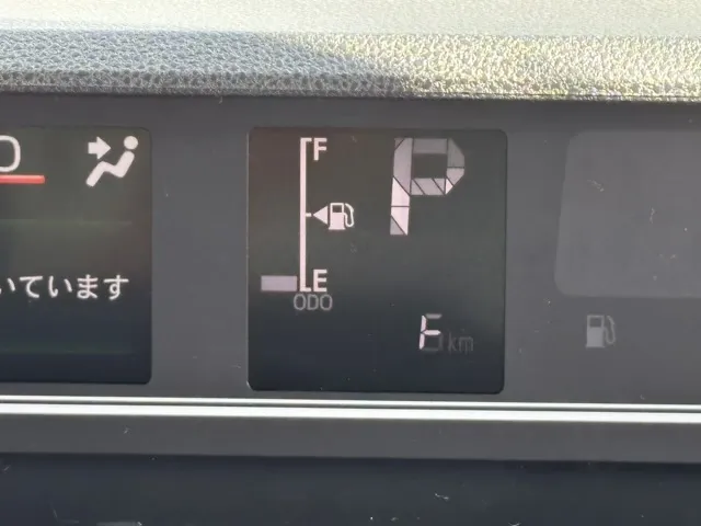 タント(ダイハツ)ファンクロスターボ  パノラマUGP届出済未使用車 25