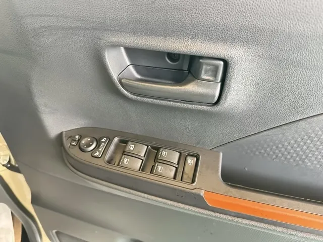 タント(ダイハツ)ファンクロスターボ  パノラマUGP届出済未使用車 16