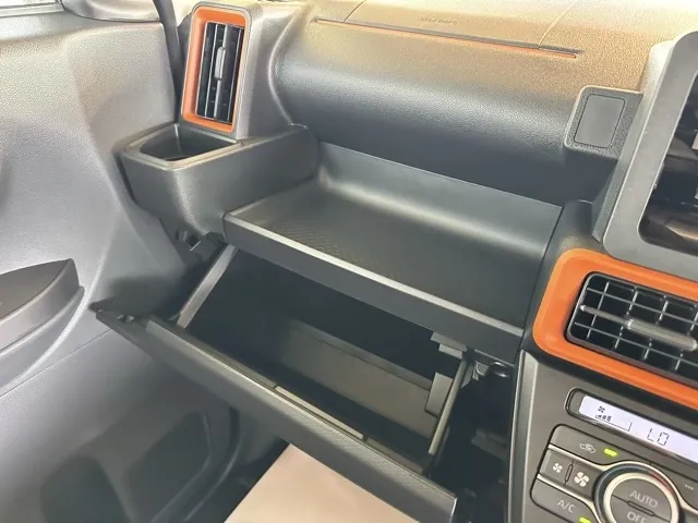 タント(ダイハツ)ファンクロスターボ  パノラマUGP届出済未使用車 21