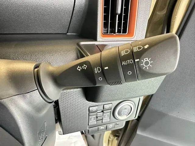 タント(ダイハツ)ファンクロスターボ  パノラマUGP届出済未使用車 23