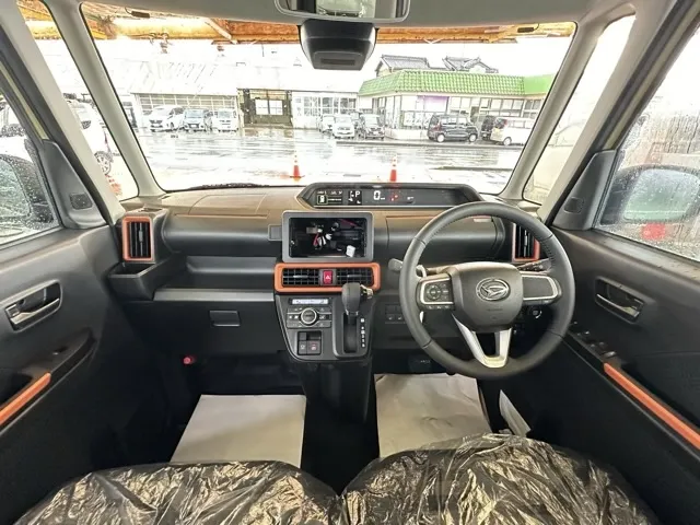 タント(ダイハツ)ファンクロスターボ  パノラマUGP届出済未使用車 6