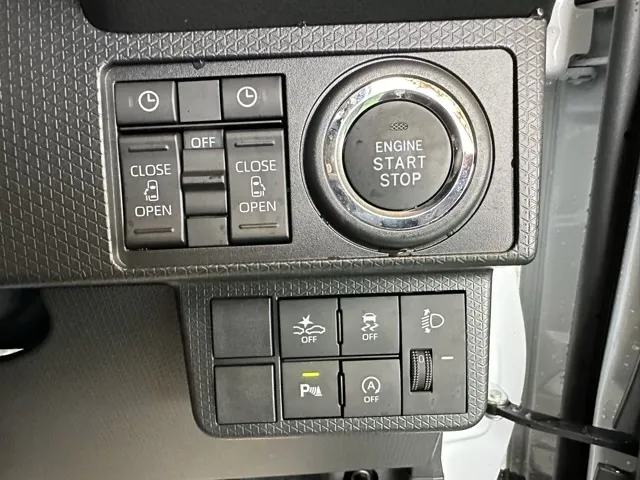 タント(ダイハツ)ファンクロスターボ  パノラマUGP届出済未使用車 15
